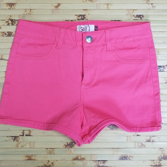Shorts - Picture 1 of 3
